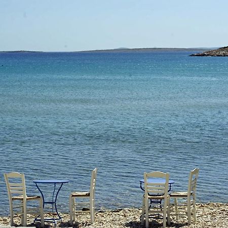 Galatis Beach Hotel Alikí エクステリア 写真