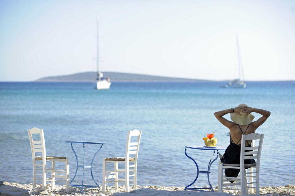 Galatis Beach Hotel Alikí エクステリア 写真